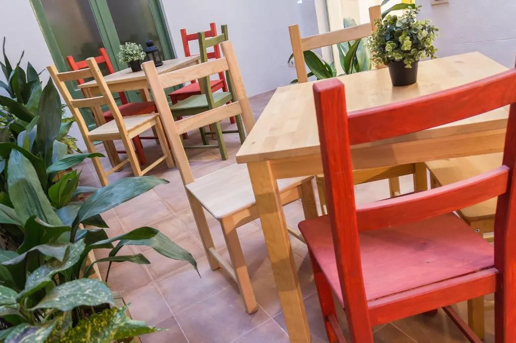 Terrace, Rodamon Barcelona Hostel, Barcelona