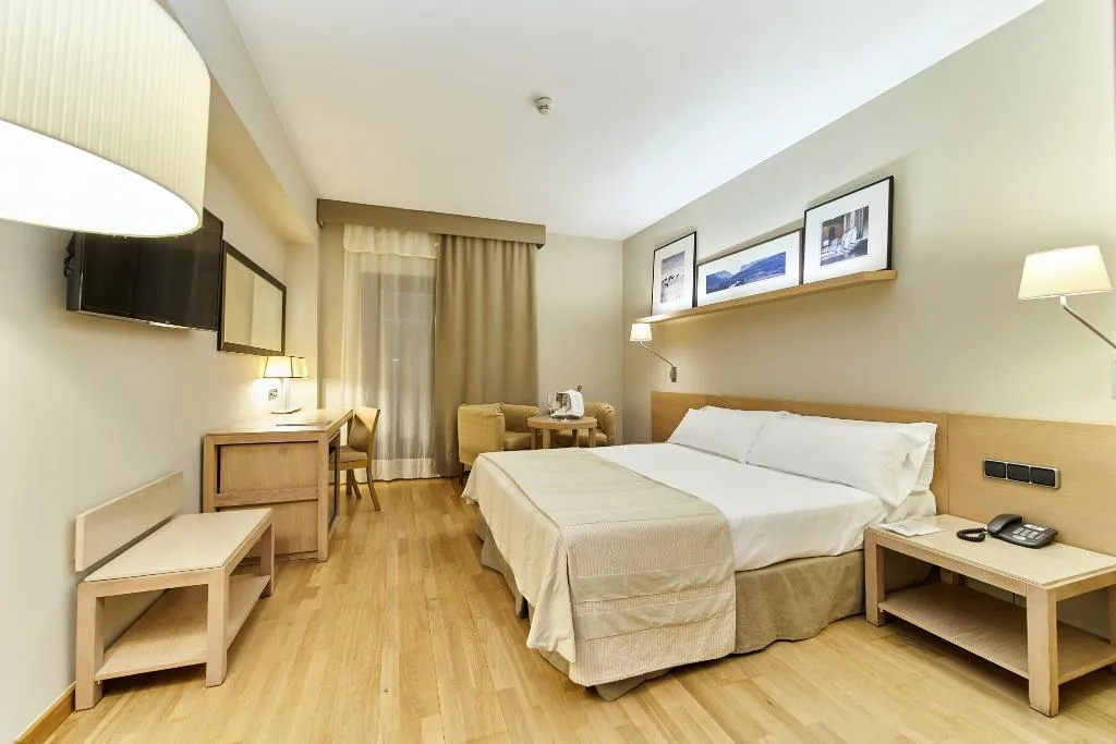 DOUBLE STANDARD Room, Parador de la Seu d'Urgell, Costa Brava