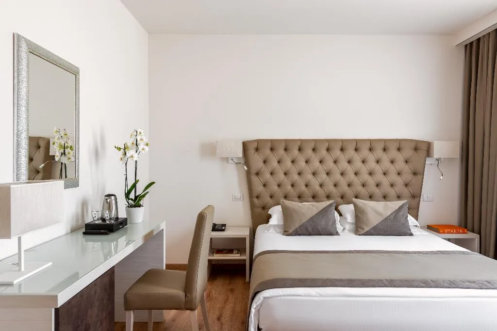 JUNIOR SUITE COMFORT Room, Unaway Ecohotel Villa Costanza Venezia, Venice