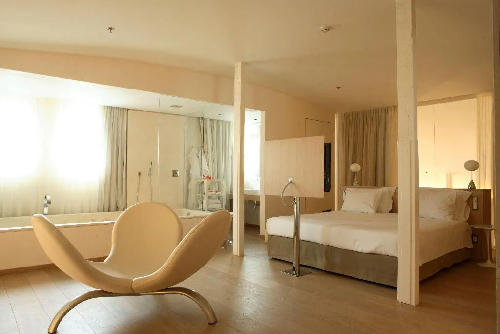 Room, nhow Milano, Milan