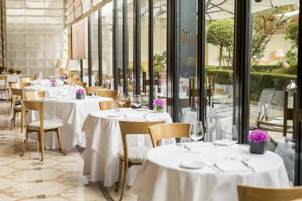Restaurant, Four Seasons Hotel Milano, Milan