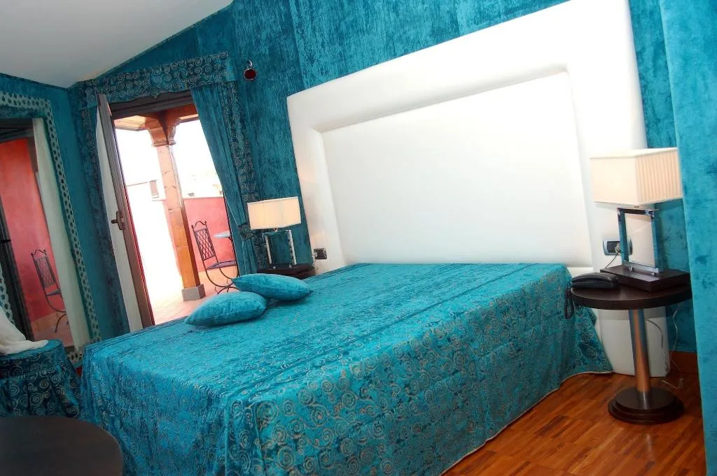 Room, Hotel Marcantonio, Naples