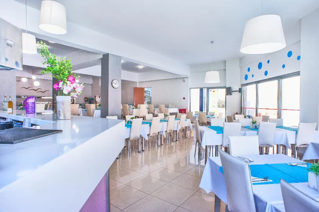 Restaurant, Sunrise Village, Crete