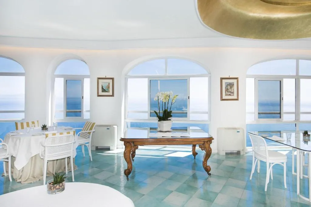 Lobby, Le Agavi hotel, Naples