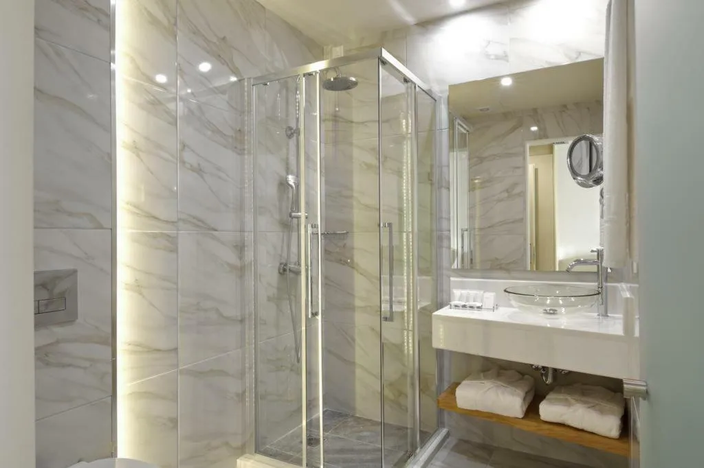 SINGLE SUPERIOR Room, Athens Avenue Hotel, Athens