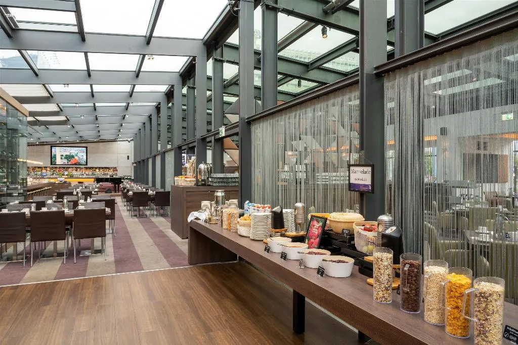 Restaurant, Park Inn by Radisson Berlin Alexanderplatz, Berlin