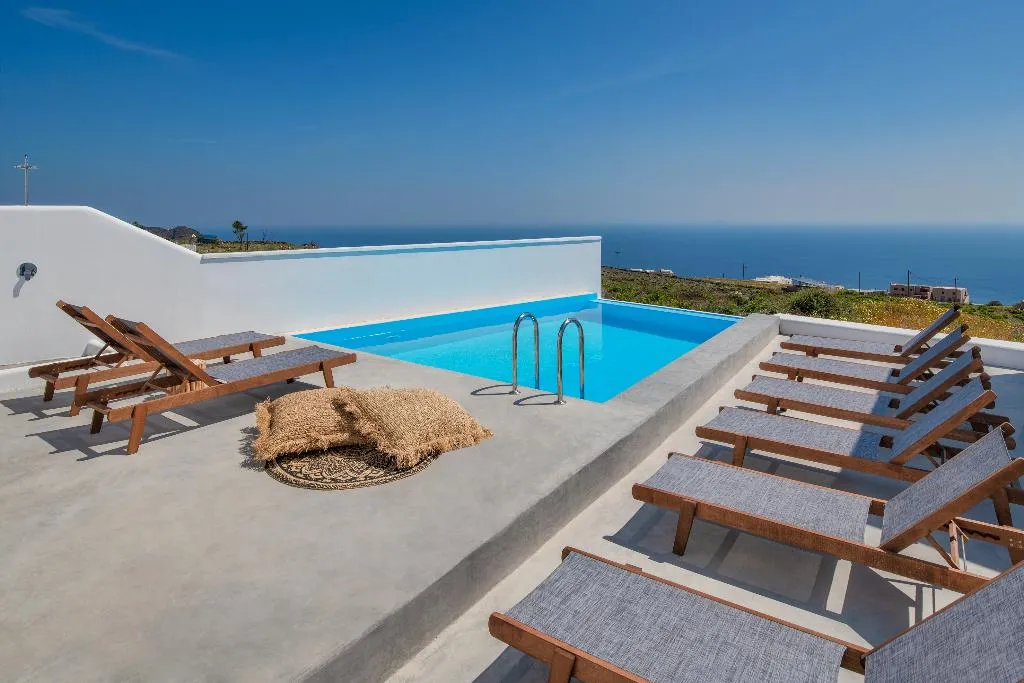 Pool, Seven Suites, Santorini
