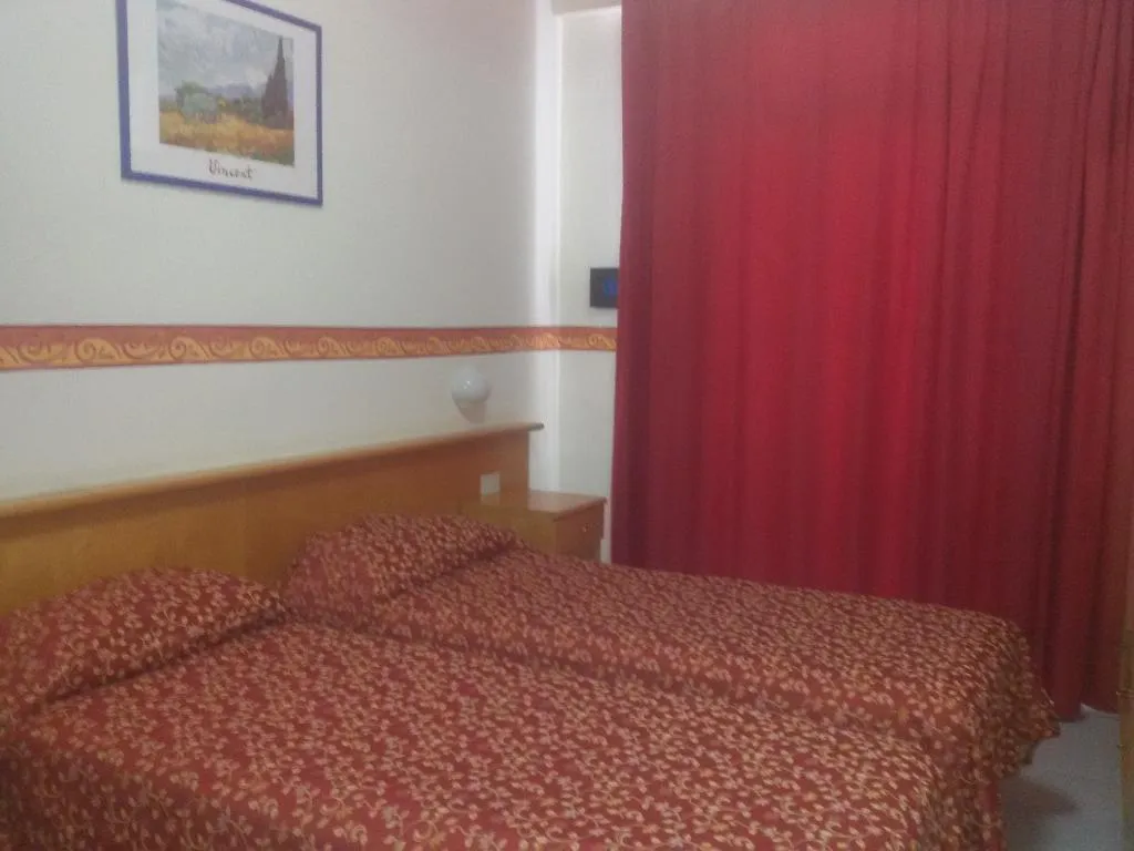 TRIPLE STANDARD Room, Sporting Baia Dependence Villa Athena, Catania
