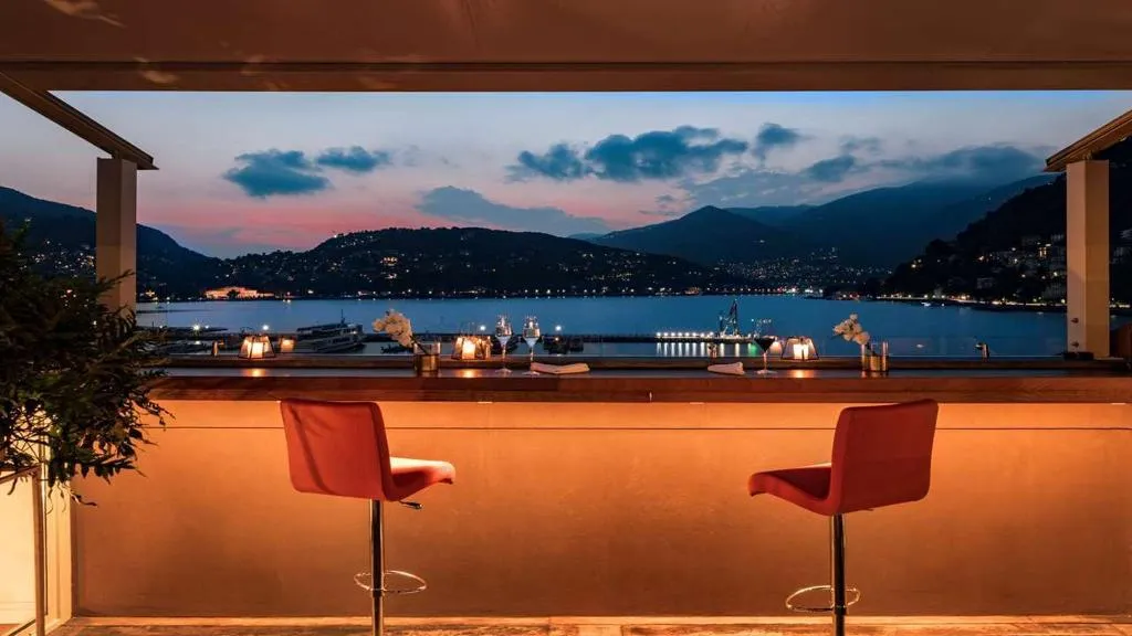Bar, Palazzo Venezia, Milan