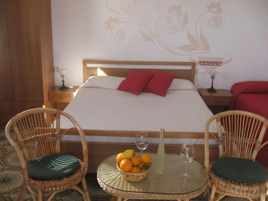 Room, Orpheus, Taormina