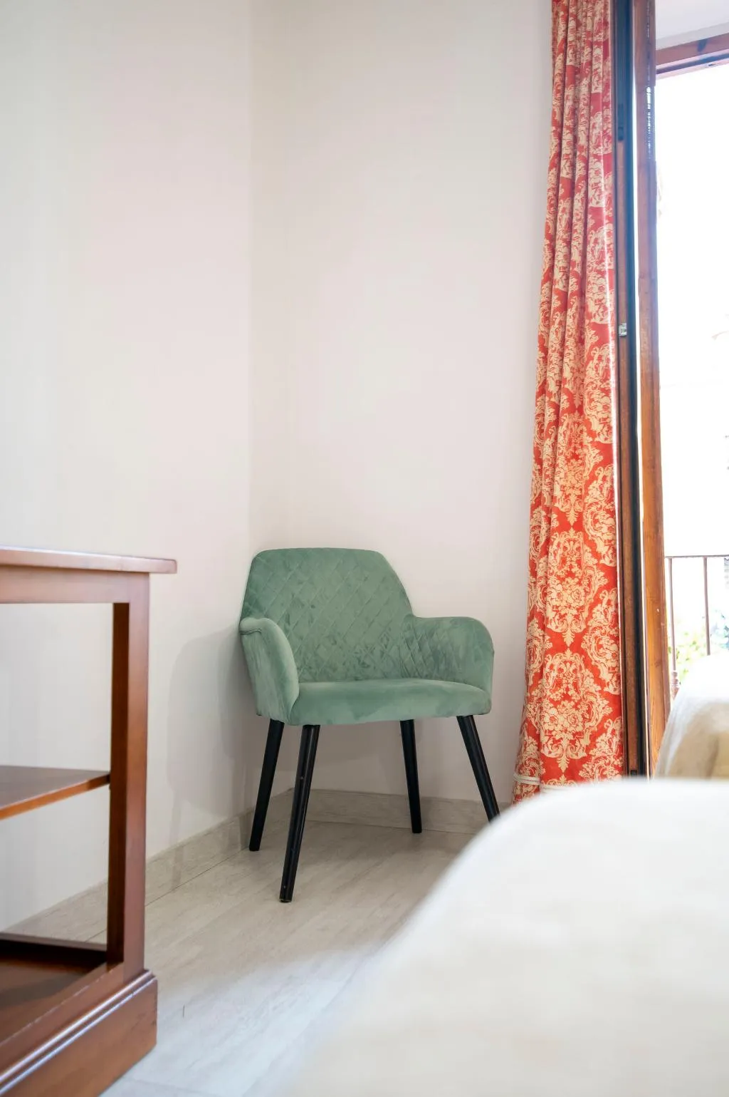 TRIPLE BASIC Room, Hotel Manzanito, Andalucia