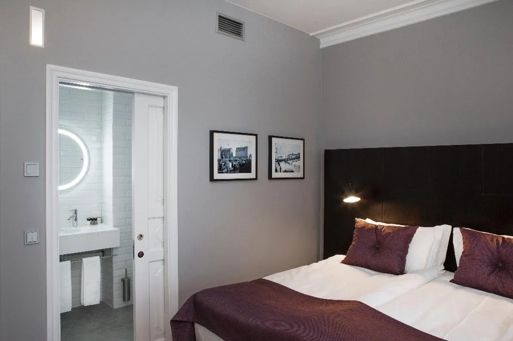 Double or Twin STANDARD Room, Apotek Hotel by Keahotels, Reykjavik