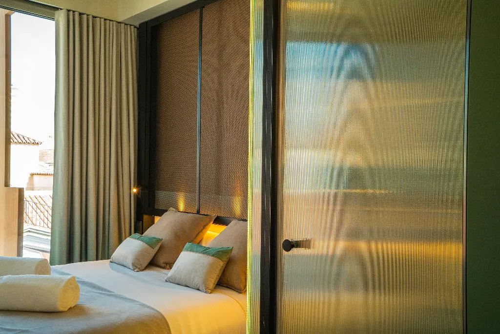 DOUBLE WITH TERRACE Room, Akeah Hotel Gran Via, Madrid