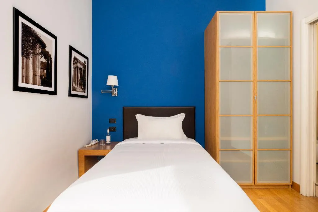 SINGLE CLASSIC Room, Sky Blue Place, Rome