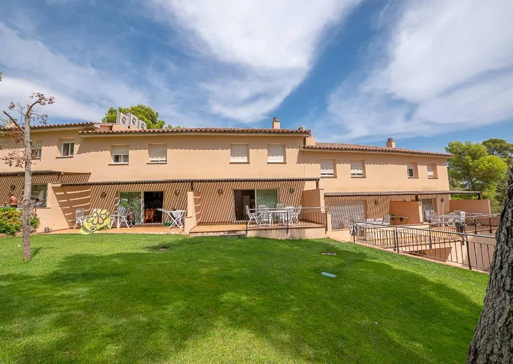 VILLA THREE BEDROOMS Room, Golf Beach, Costa Brava
