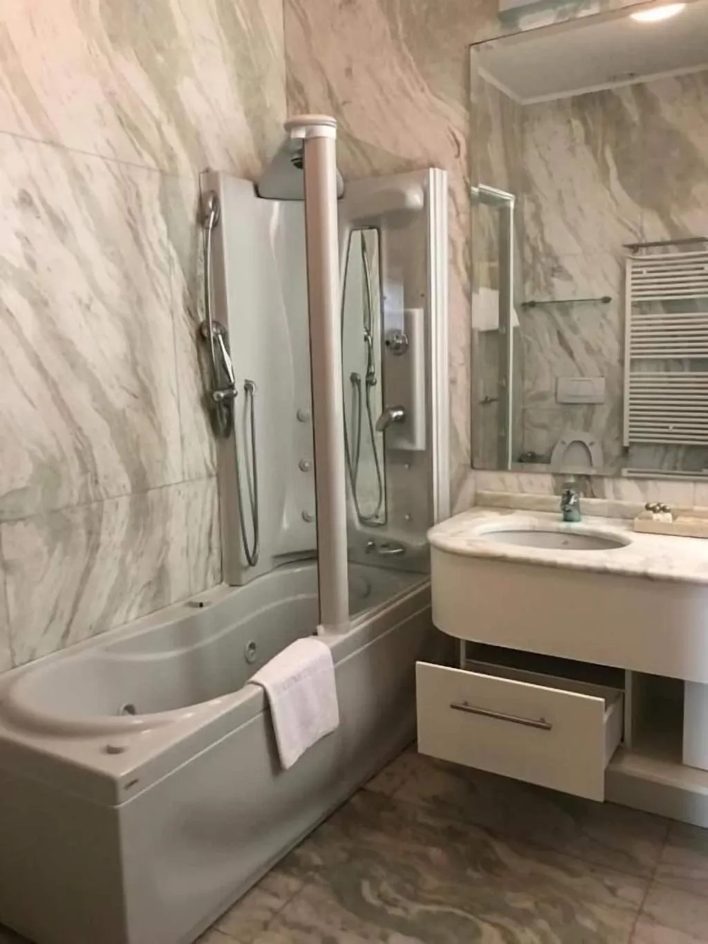DOUBLE DELUXE Room, Foscari Palace, Venice