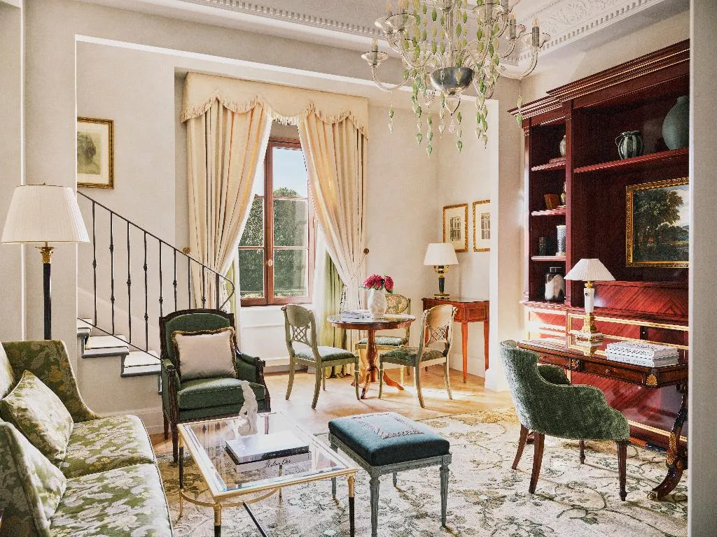 SUITE WITH VIEWS Room, Four Seasons Hotel Firenze, Florence
