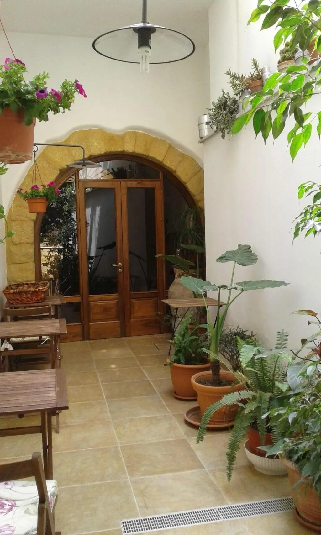 Lobby, Arco Ubriaco, Catania