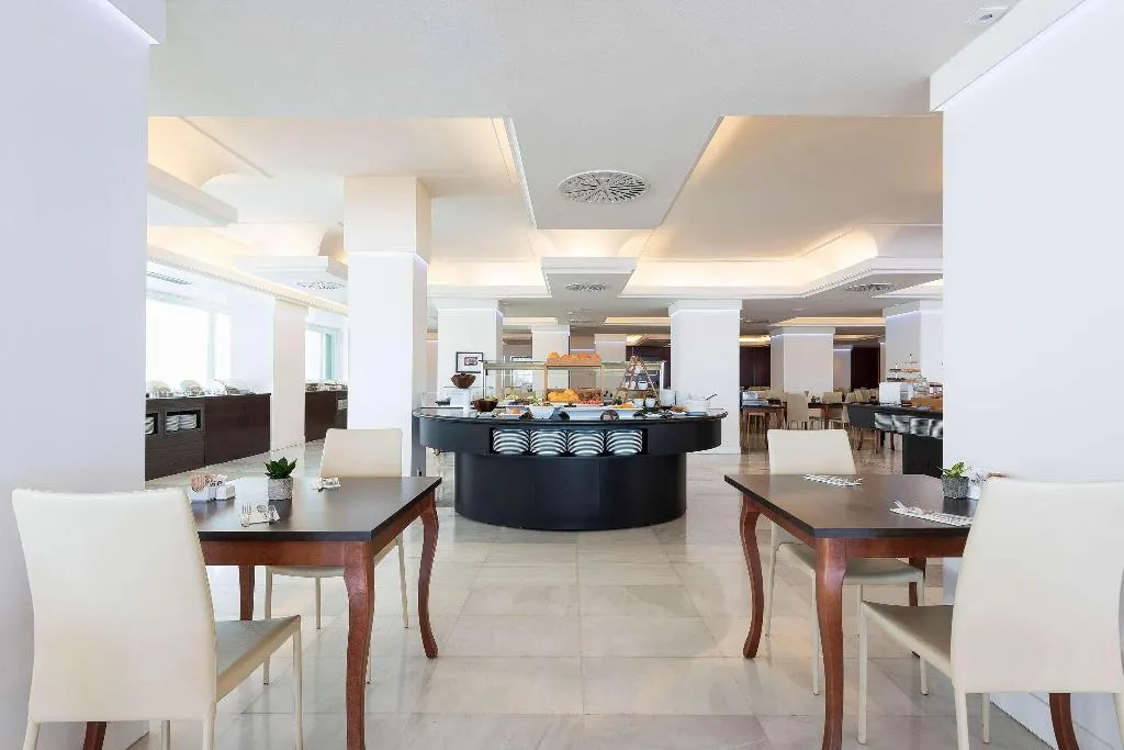 Restaurant, Hotel Palma Bellver , Affiliated by Meliá, Majorca