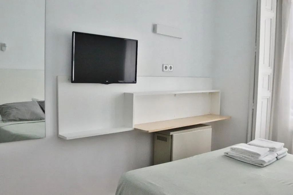 Room, Hostal La Zona, Madrid