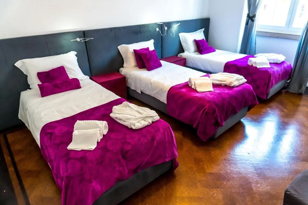 Room, Home Sweet Lisbon, Lisbon