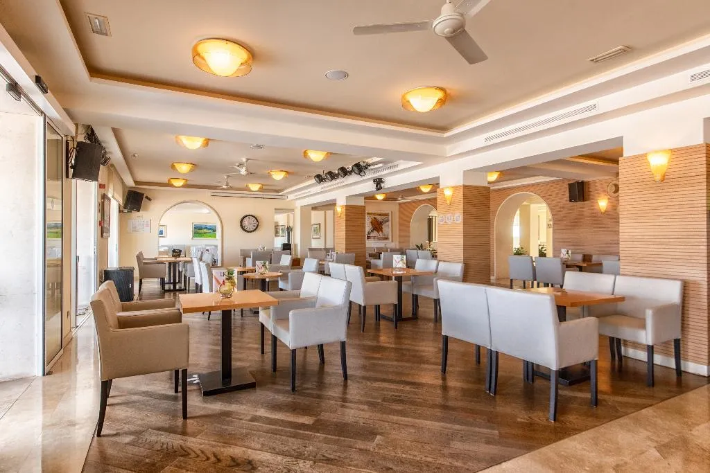 Bar, Hotel Calabona, Majorca