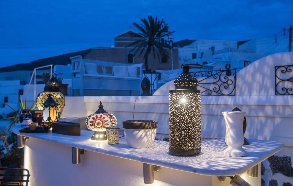 Terrace, Heliophos Boutique Caves, Santorini