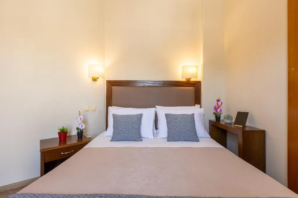 SINGLE SUPERIOR Room, Marina  Athens Hotel, Athens