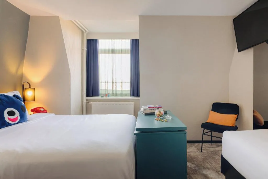 Room COMFORT Room, Leonardo Hotel Amsterdam Leidse Square, Amsterdam