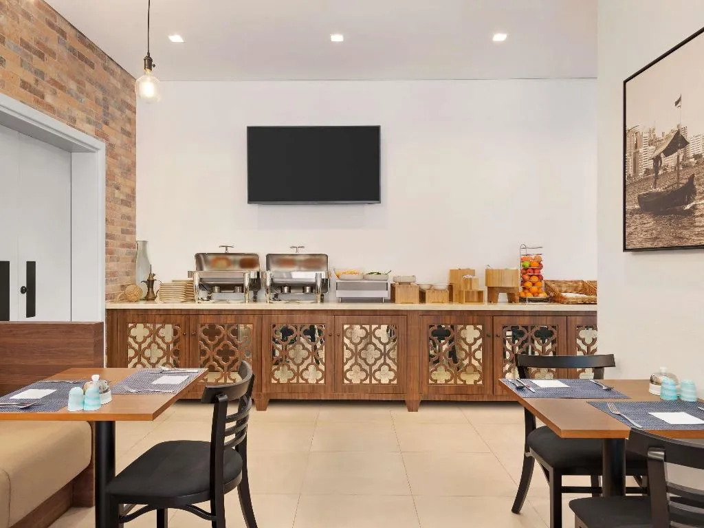 Restaurant, Ibis Styles Dubai Gold District, Dubai