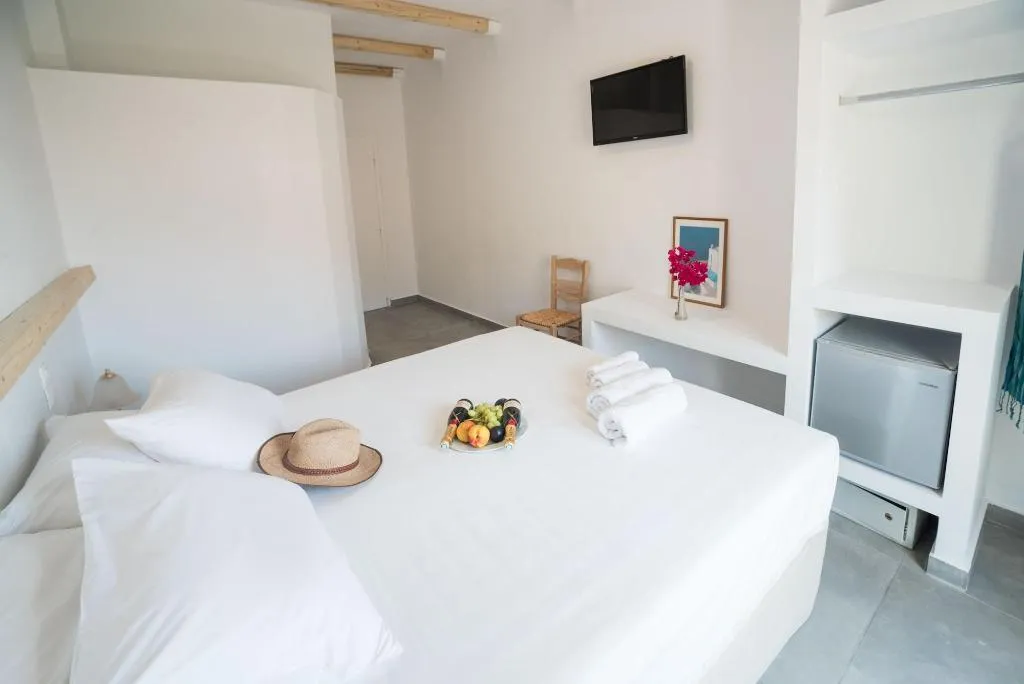 Room, Ifestia, Santorini