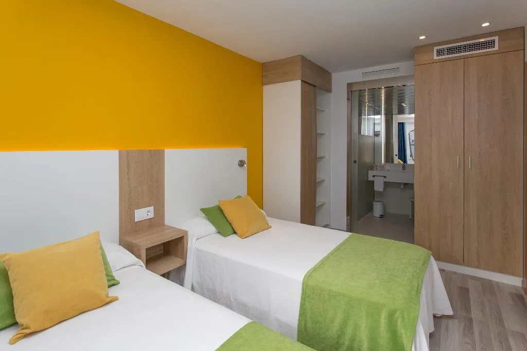 APARTMENT CAPACITY 4 Room, Acuasol, Valencia