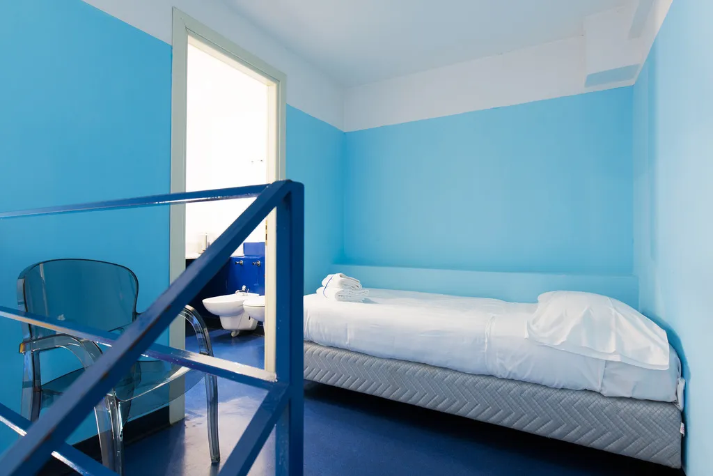 TRIPLE STANDARD Room, Correra 241, Naples