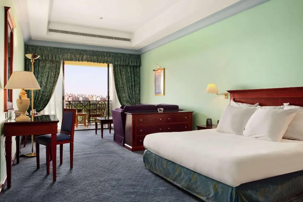 Room, Hilton Pyramids Golf, Cairo