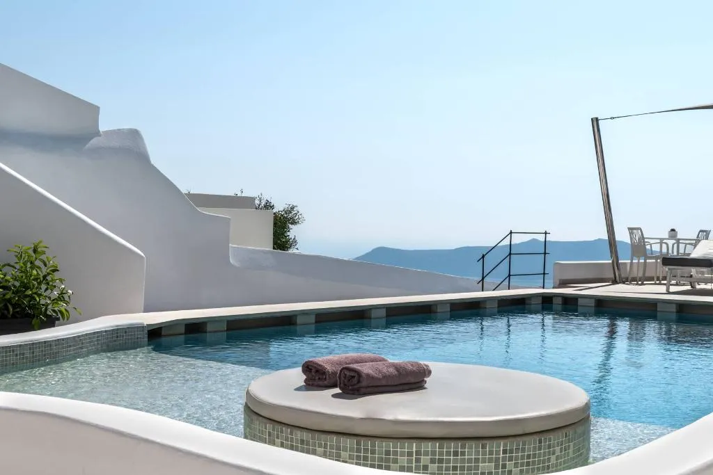 Pool, Kasimatis by La Perla, Santorini