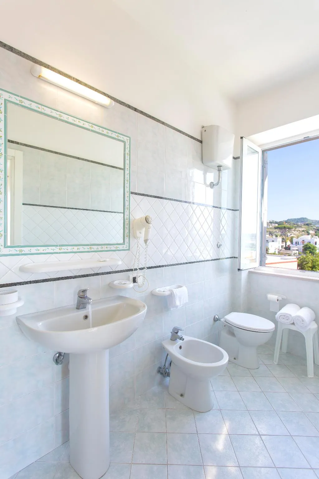 Room, Eden Park, Naples