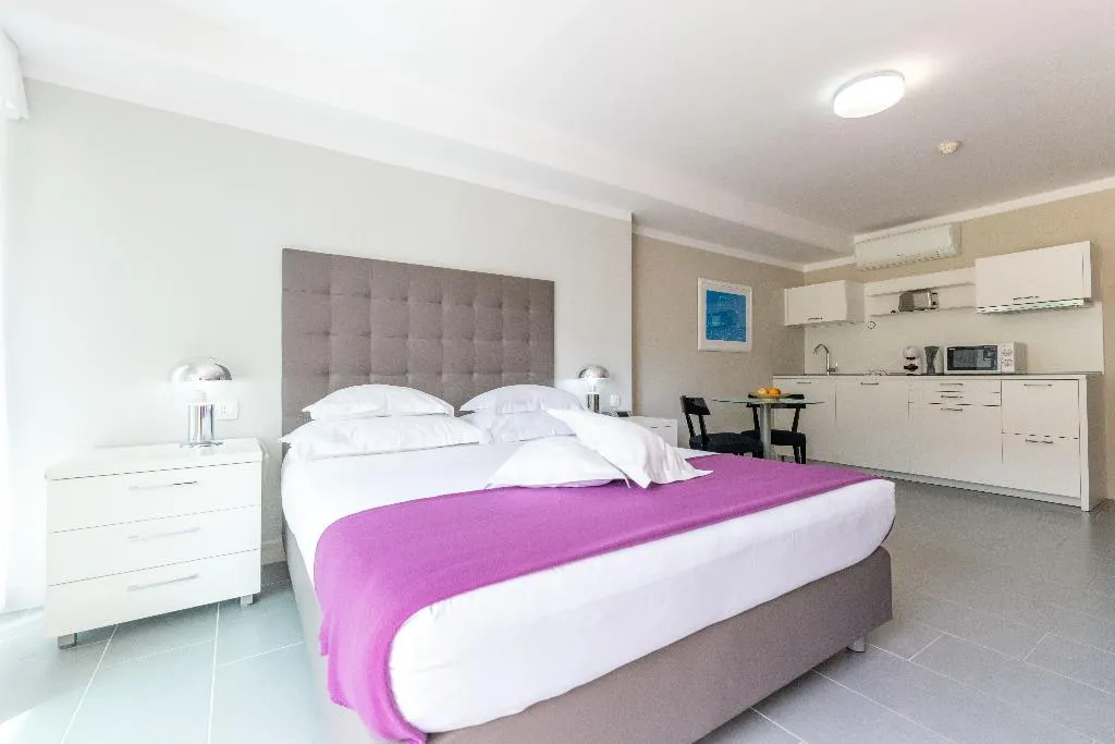 STUDIO GARDEN VIEW Room, The Residence, Split