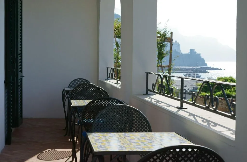 Restaurant, Aurora, Naples