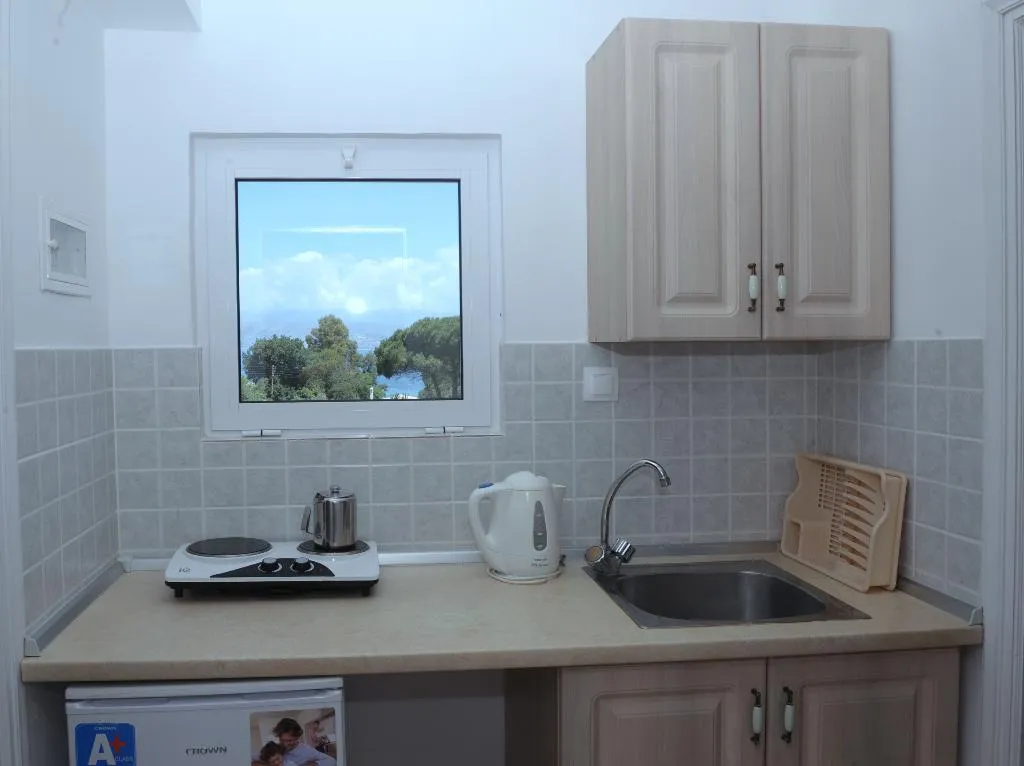 APARTMENT CAPACITY 5 TWO BEDROOMS Room, Katia Beach, Corfu