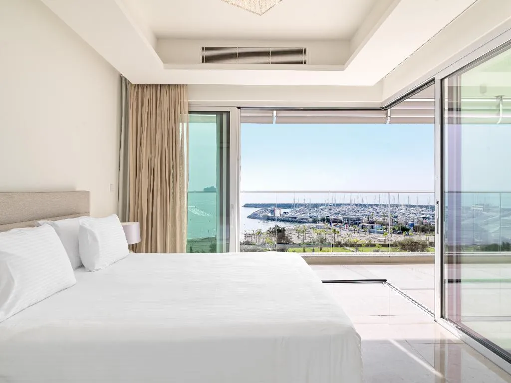 APARTMENT LUXURY Room, The Tower at St Raphael Resort, Cyprus