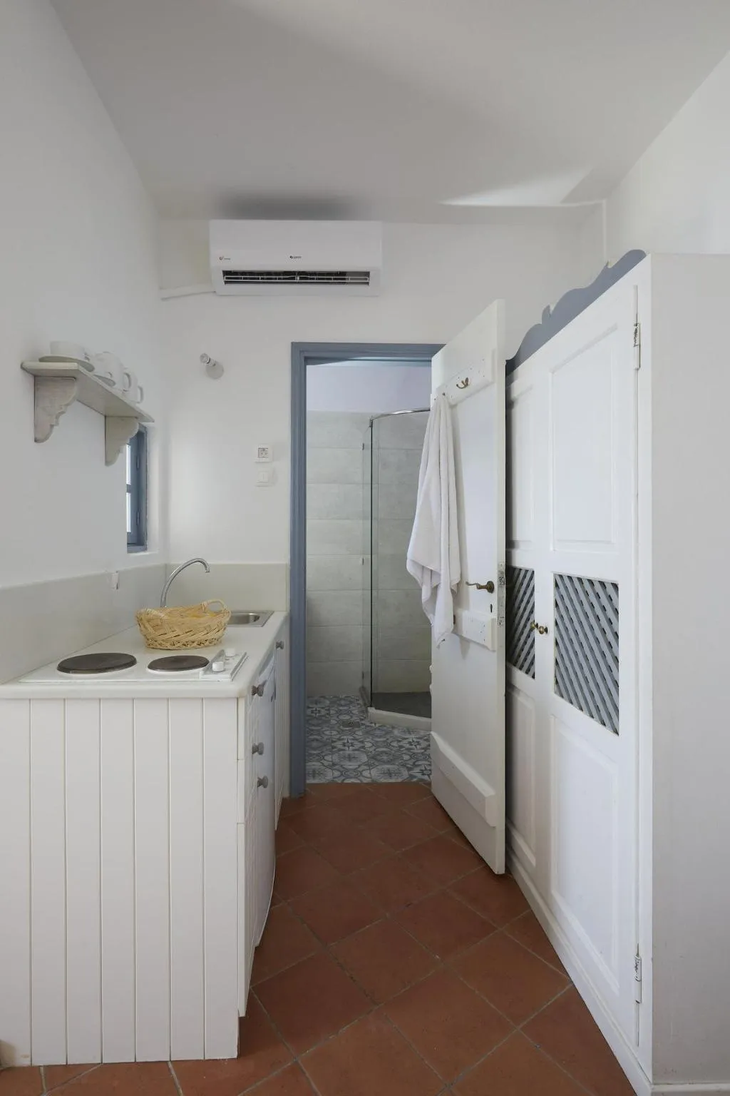 Room, Allure Breeze Suites, Santorini