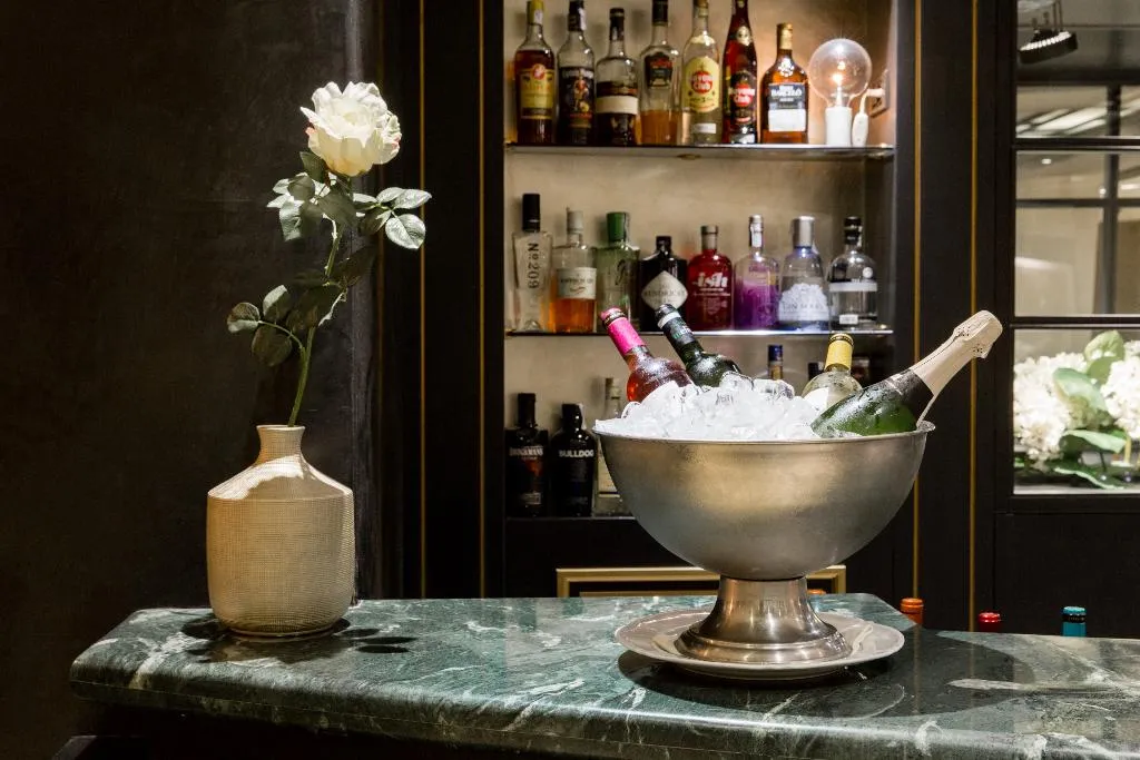 Bar, Hotel Balmoral, Barcelona