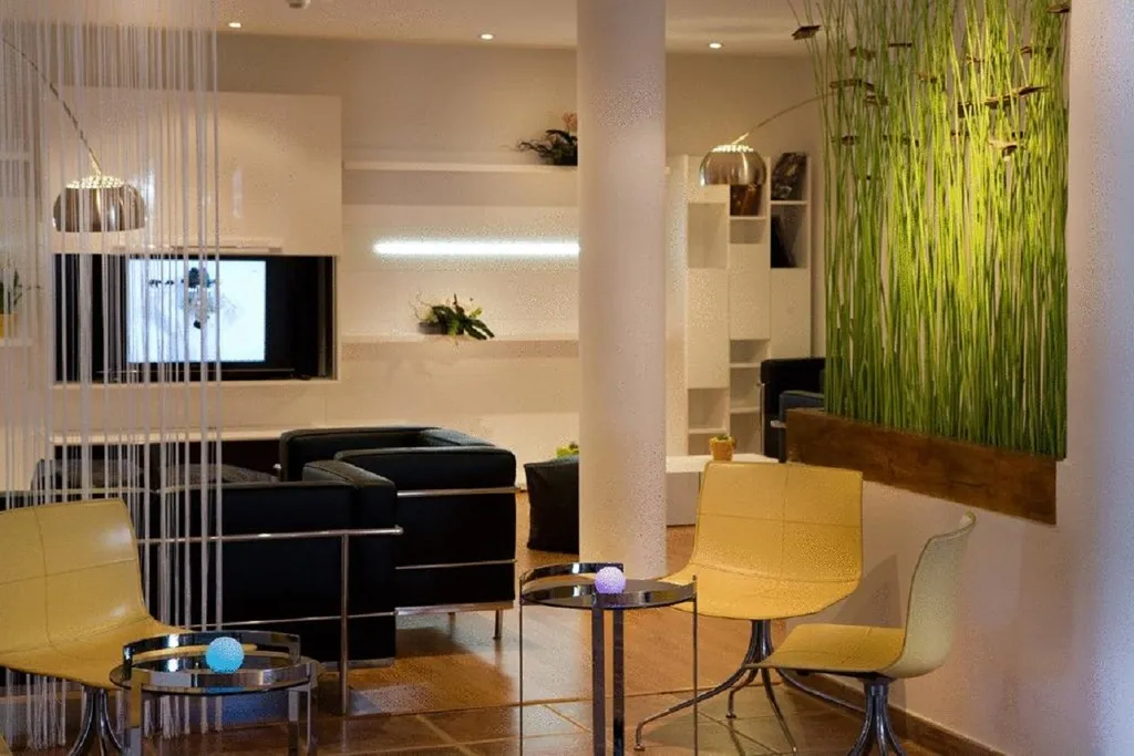 Lobby, Porta D'Alella, Barcelona