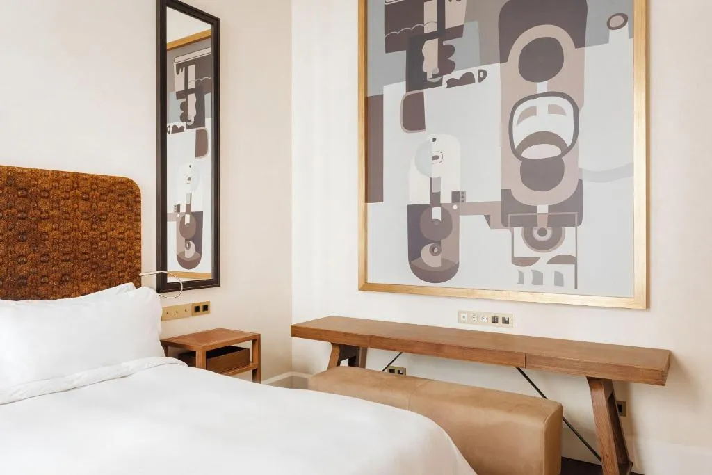 DOUBLE KING SIZE BED Room, Do: Placa Reial, Barcelona