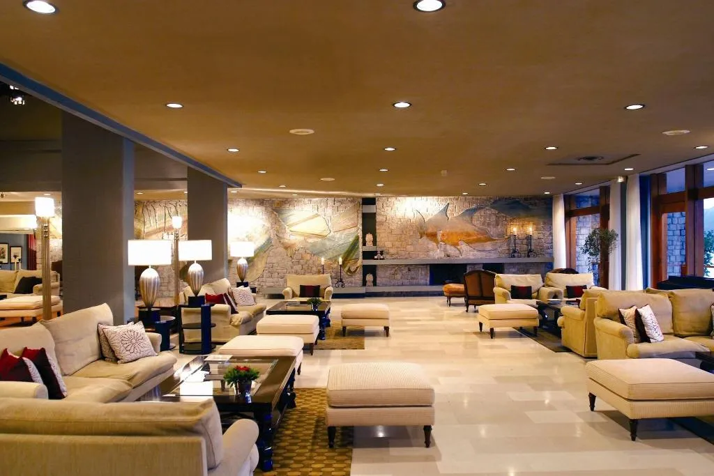 Lobby, Nafplia Palace, Kalamata