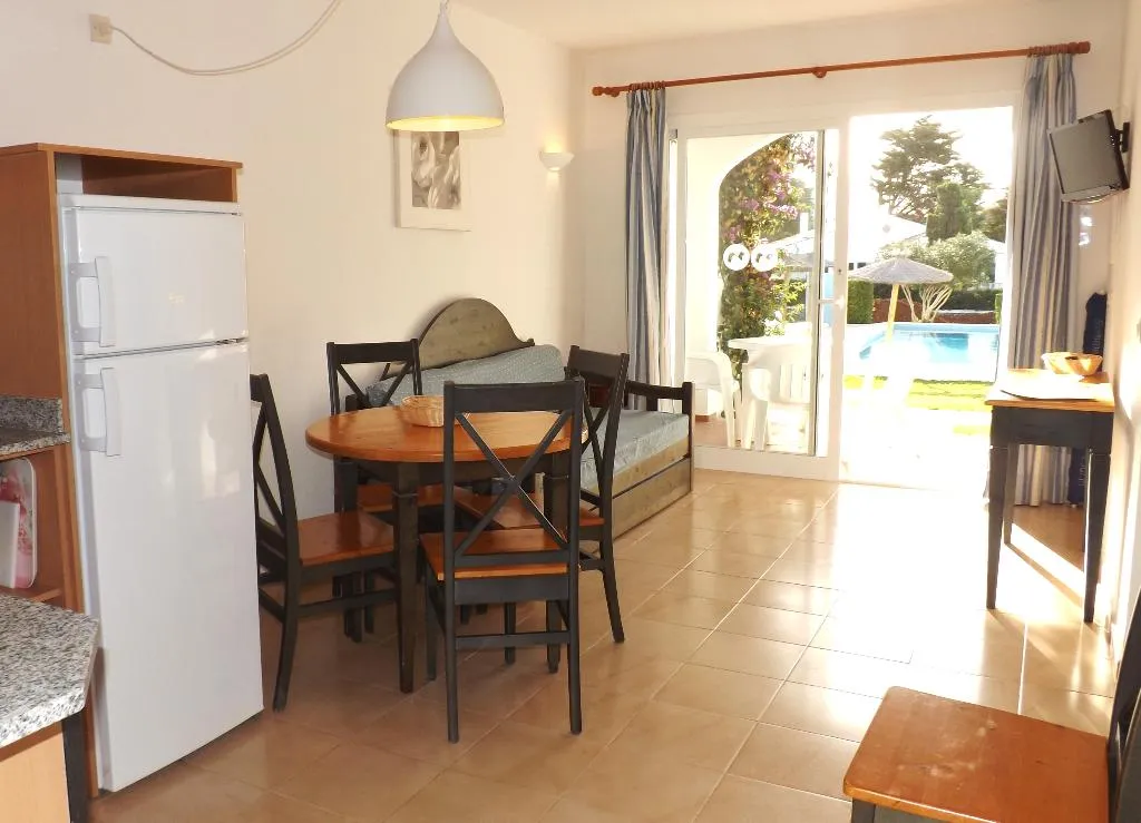 APARTMENT TWO BEDROOMS Room, Nure Mar y Mar, Menorca