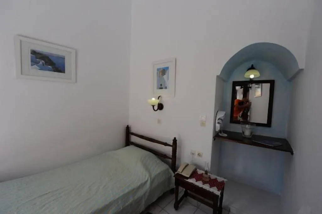 SINGLE STANDARD Room, Kavalari Hotel, Santorini