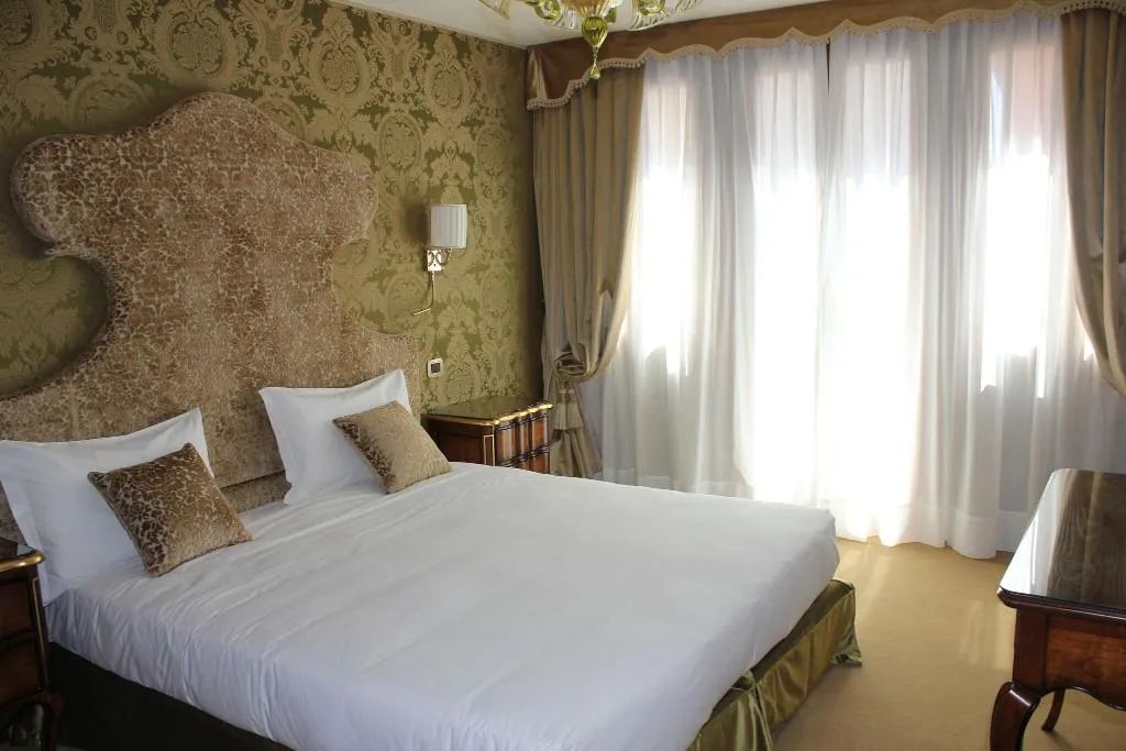 Room, Casanova, Venice