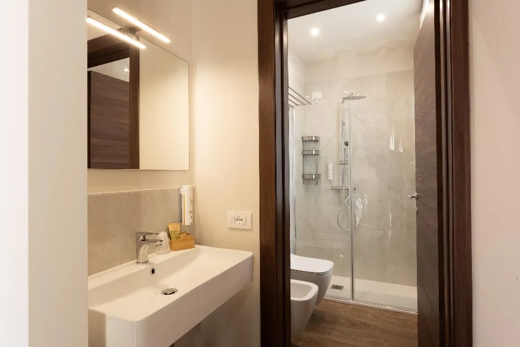 DOUBLE SUPERIOR Room, Hotel Gardenia Sirmione, Milan