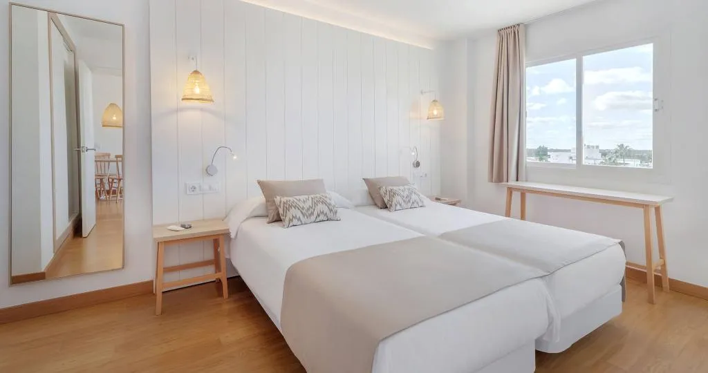 APARTMENT CAPACITY 1 Room, Club Simo, Majorca
